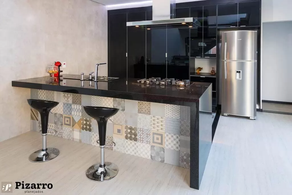 cozinha-com-bancada-elemento-que-valoriza-projetos
