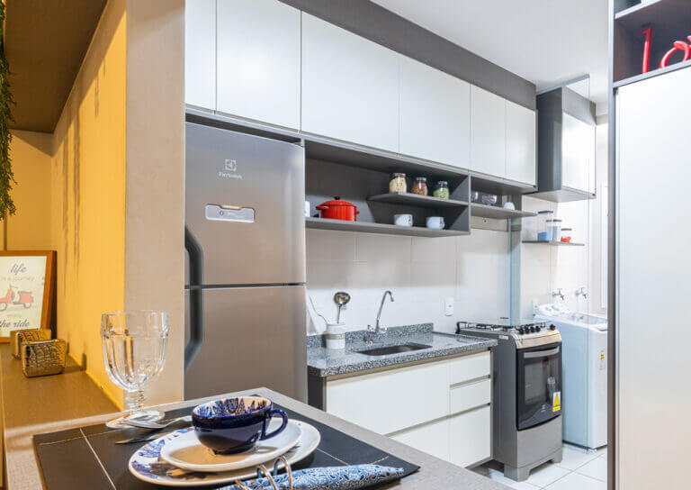 Como escolher móveis planejados para cozinhas pequenas